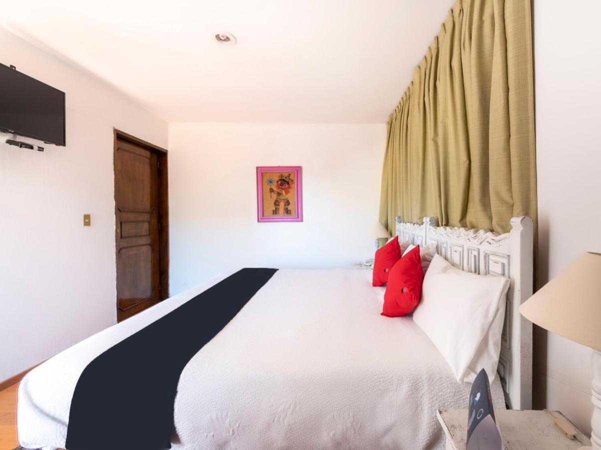 Suites Internacional Сапопан Екстер'єр фото